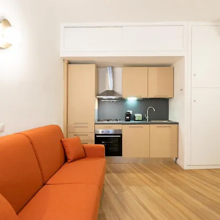 Apartment Co99- Large Lanzone