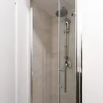 Co99- Large Lanzone Apartamento Milão