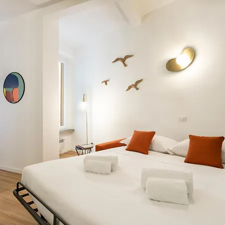 Apartment Co99- Large Lanzone Mailand