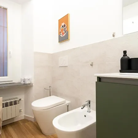 Apartment Co99- Large Lanzone *