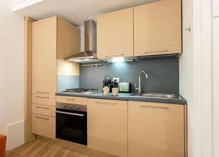 Apartament Co99- Large Lanzone Mediolan